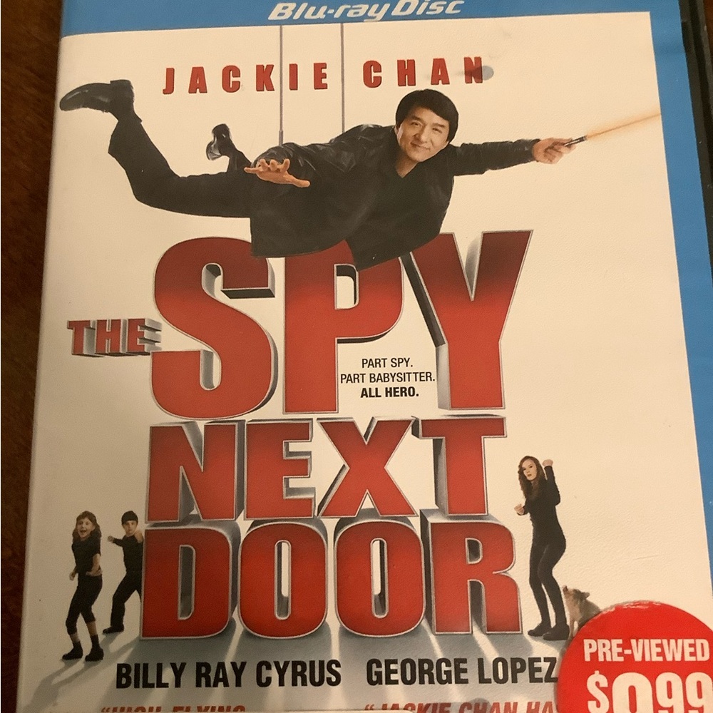 DVD: THE SPY NEXT DOOR